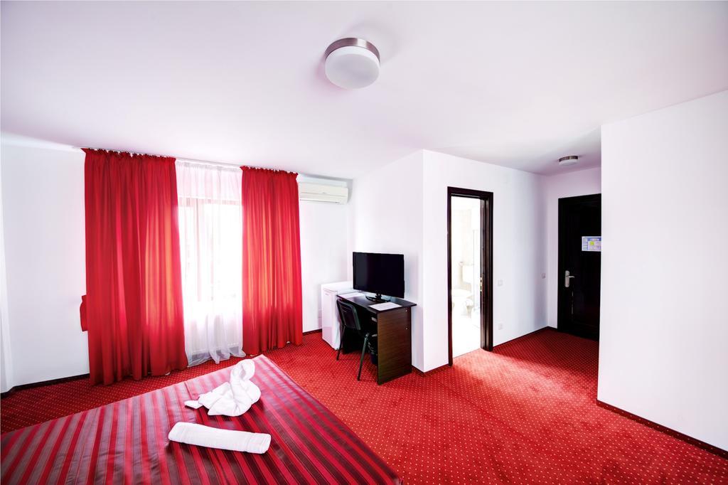 Hotel Thomas Bucareste Quarto foto